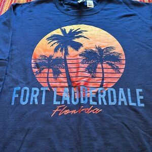Ft Lauderdale sweatshirt size XL